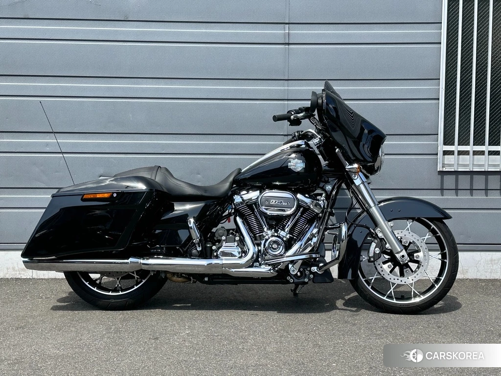 Проданный Harley-Davidson Street Glide FLHXS1690 2022 из Японии