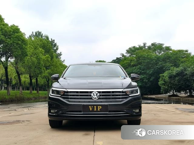 Volkswagen Sagitar 2022 Черный из Китая