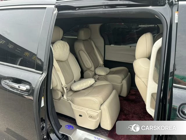 Toyota Saina 2022 Черный из Китая