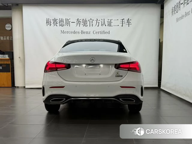 Mercedes-Benz Class A 2021 Белый из Китая
