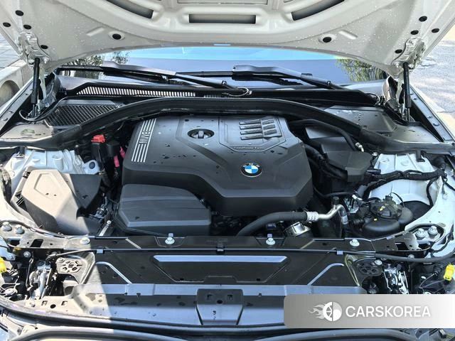 BMW 3 series 2023 Белый из Китая