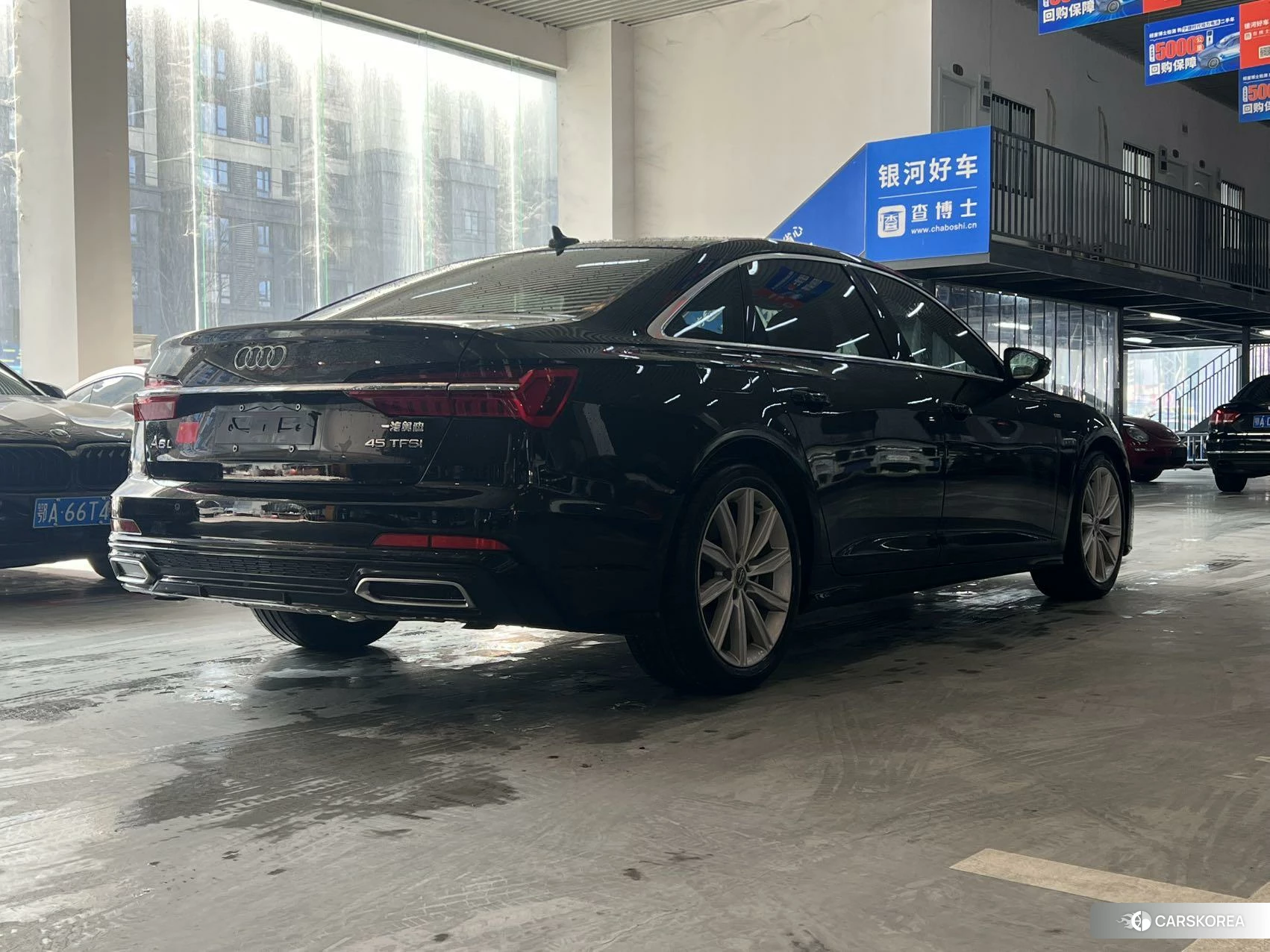 Audi A6L 2020 Черный из Китая