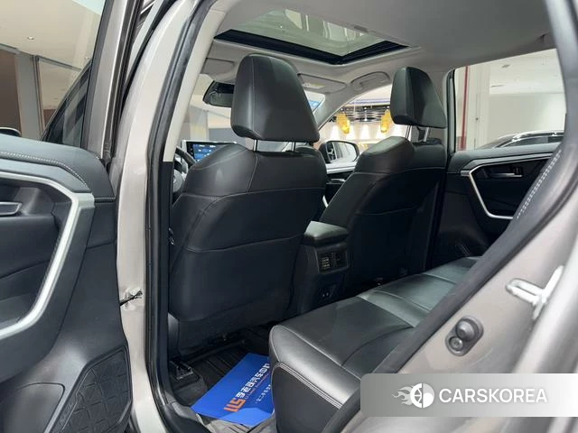 Toyota RAV4 Rongfang 2021 Шампань из Китая