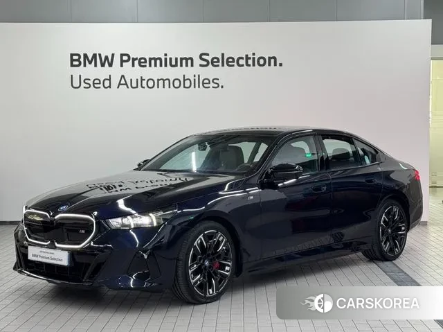 BMW i5 (G60) 2023 Черный из Кореи