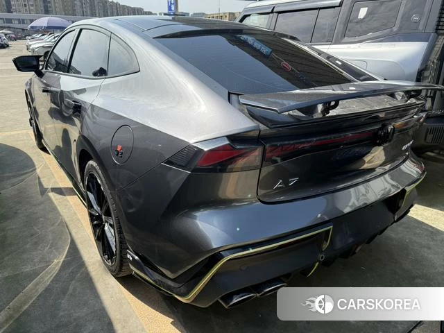 Chang'an UNI-V 2022 Темно-серый из Китая