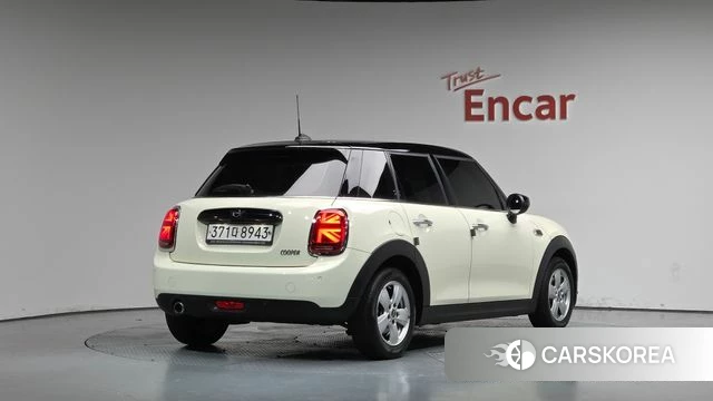 Mini Cooper 2020 Жемчужный цвет из Кореи