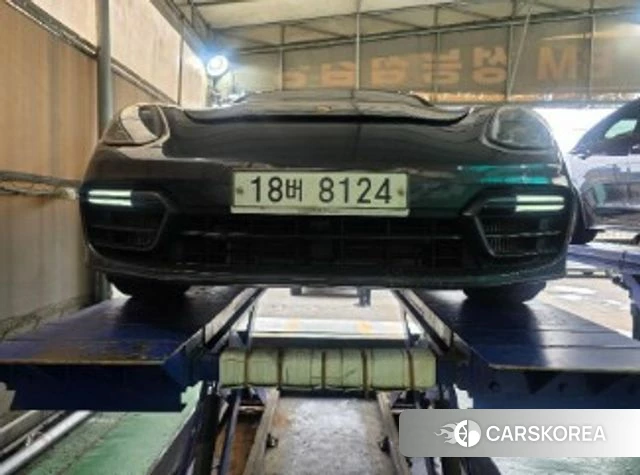 Porsche Panamera (971) 2019 Серый из Кореи