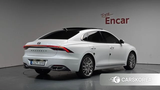 Hyundai The New Grandeur IG 2021 Белый из Кореи