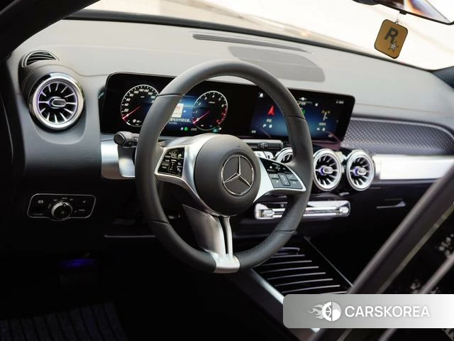 Mercedes-Benz GLB 2024 Черный из Китая