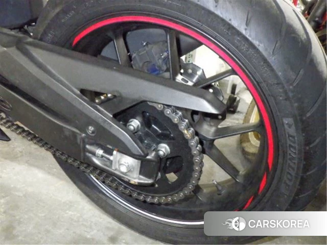 Проданный Honda CBR400R id 3950050 из Японии, фото 3