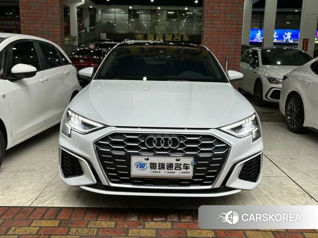 Audi A3 2023 Белый из Китая