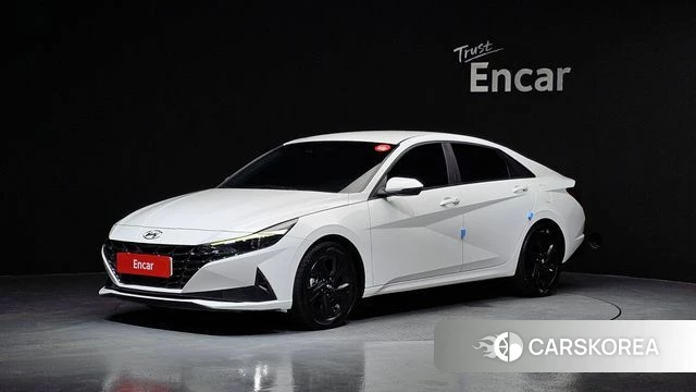 Hyundai Avante Hybrid (CN7) 2023 Белый из Кореи