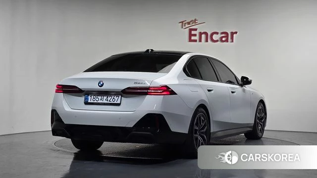 BMW 5 Series (G60) 2024 Белый из Кореи
