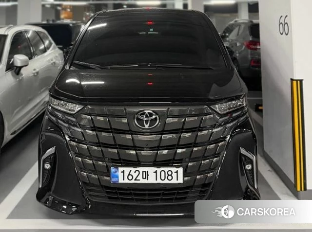 Toyota Alphard 4th Generation 2024 Черный из Кореи