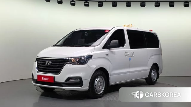 Hyundai The New Grand Starex 2018 Белый из Кореи