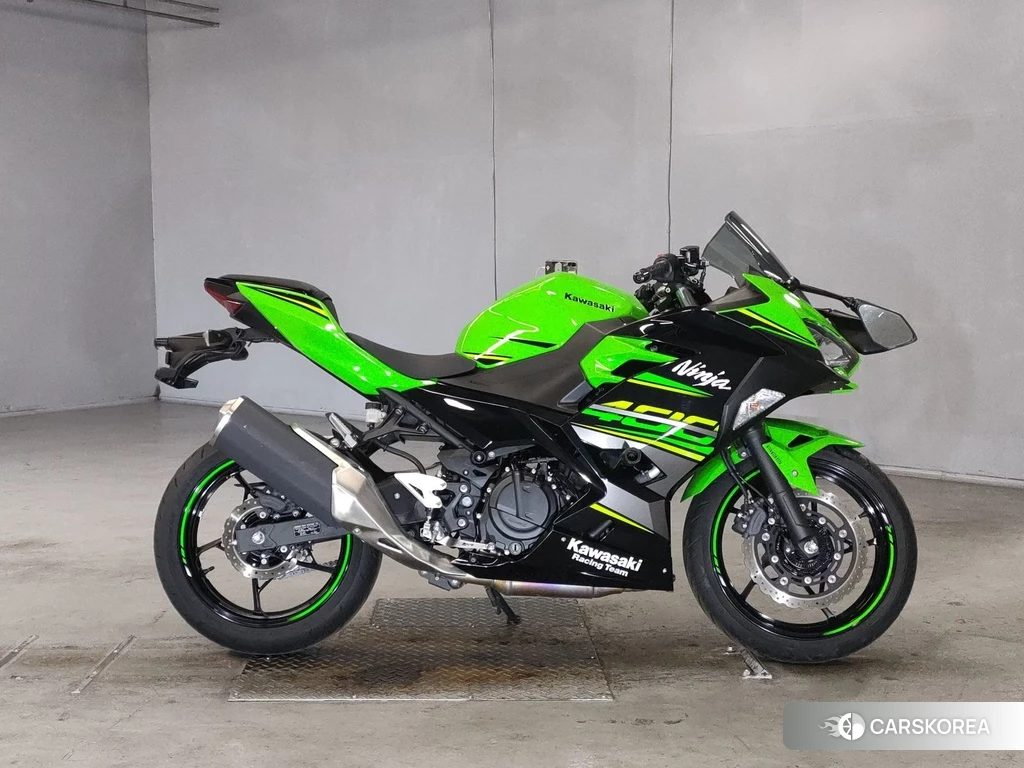 Проданный Kawasaki NINJA 400 2020 из Японии, фото 2