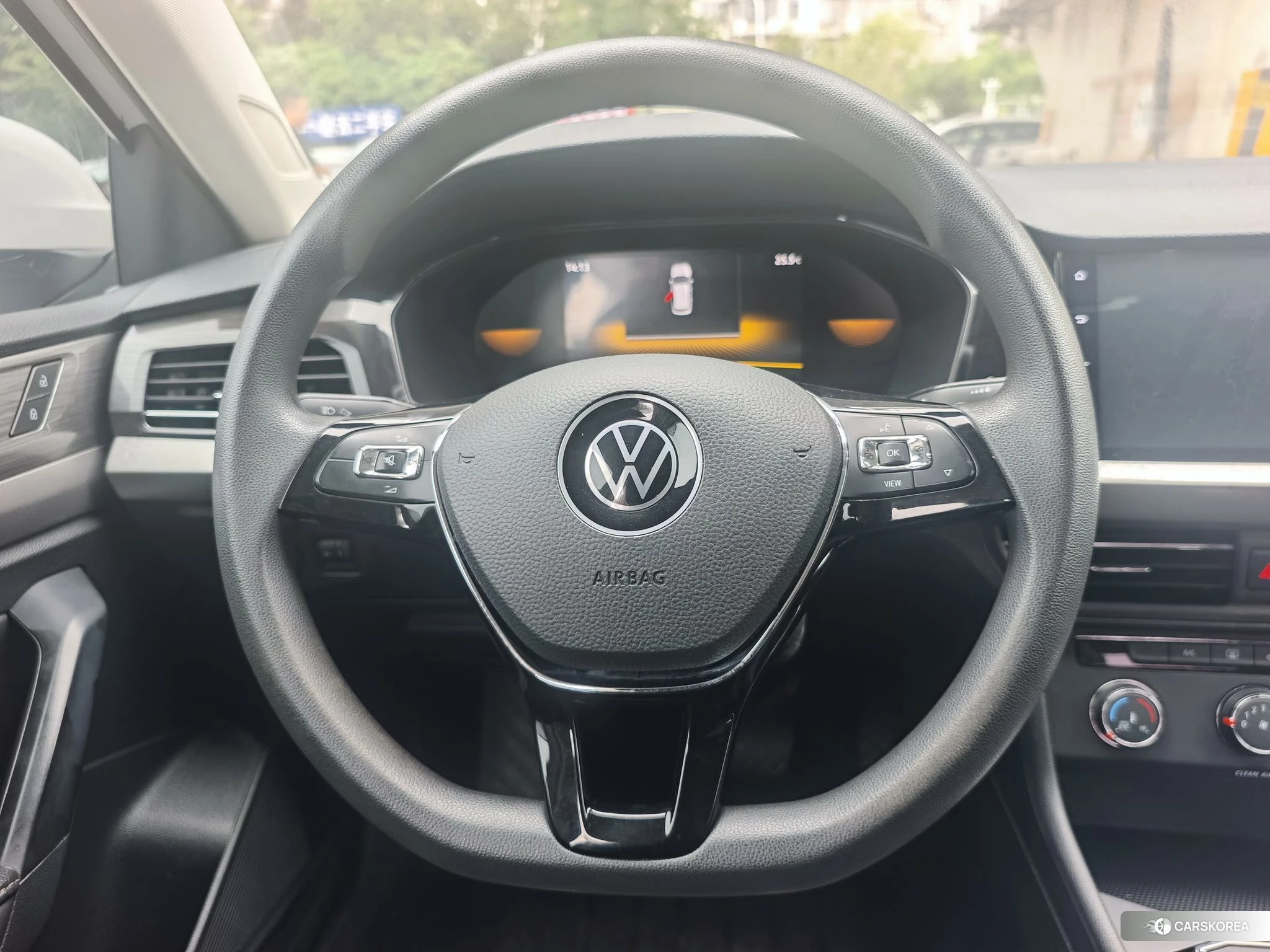 Volkswagen Lavida 2019 Белый из Китая