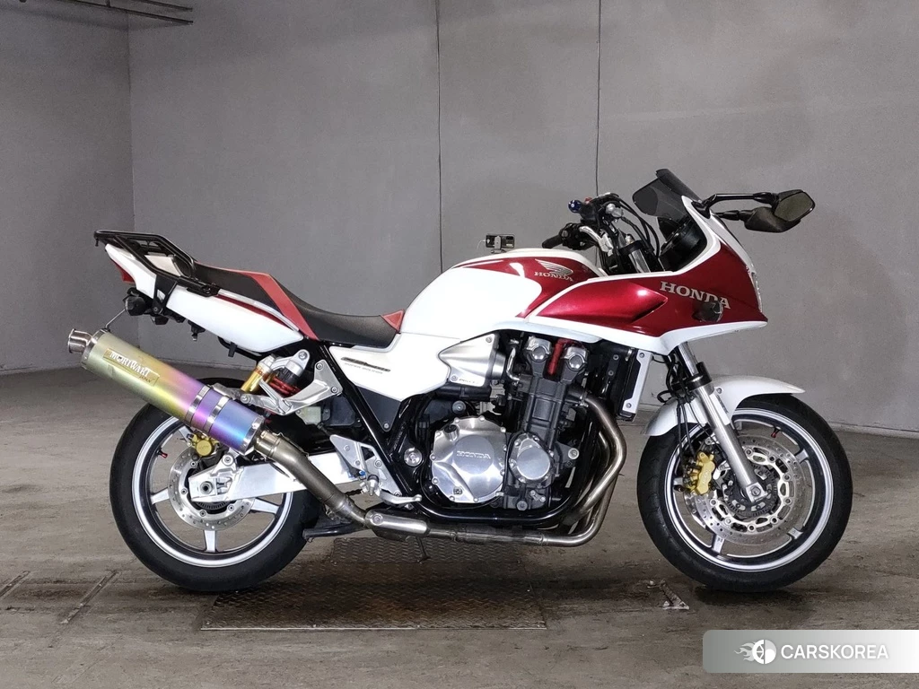 Проданный Honda CB1300SF BOLDOR 2012 из Японии