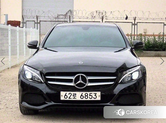 Mercedes-Benz C-Class W205 2018 Черный из Кореи