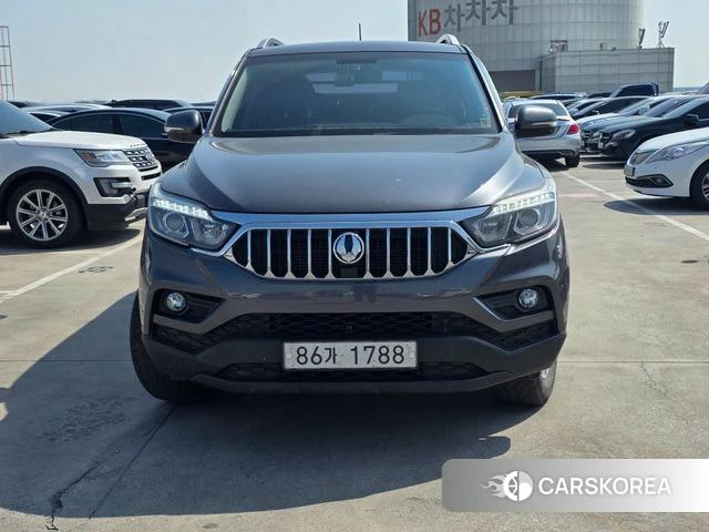 Ssangyong Rexton Sports 2018 Серый из Кореи