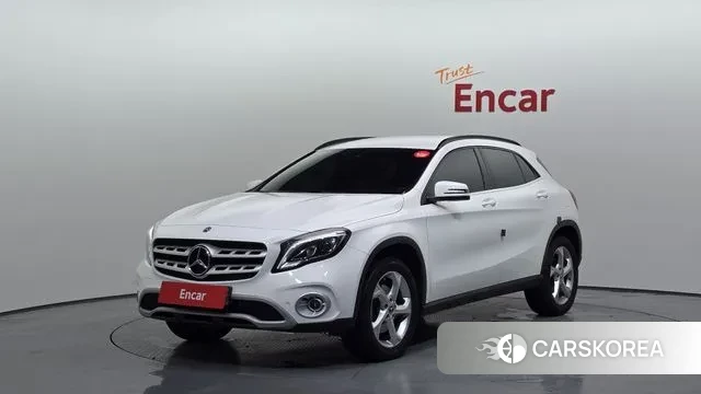 Mercedes-Benz GLA-Class X156 2019 Белый из Кореи
