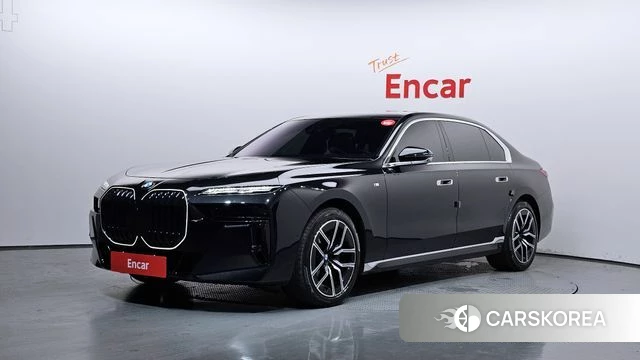 BMW 7 Series (G70) 2025 Черный из Кореи