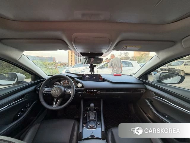 Mazda 3 Angkesaila 2023 Белый из Китая