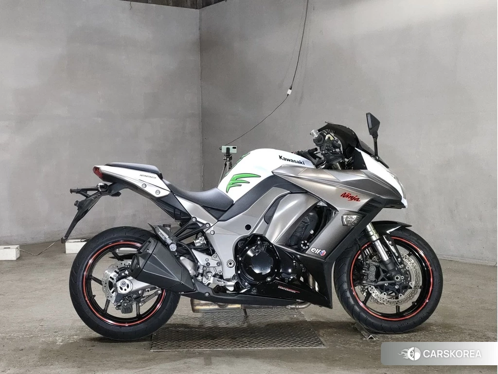 Проданный Kawasaki NINJA 1000 2011 из Японии