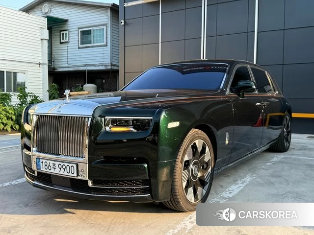 Rolls-Royce Phantom 2023 Темно-зеленый из Кореи