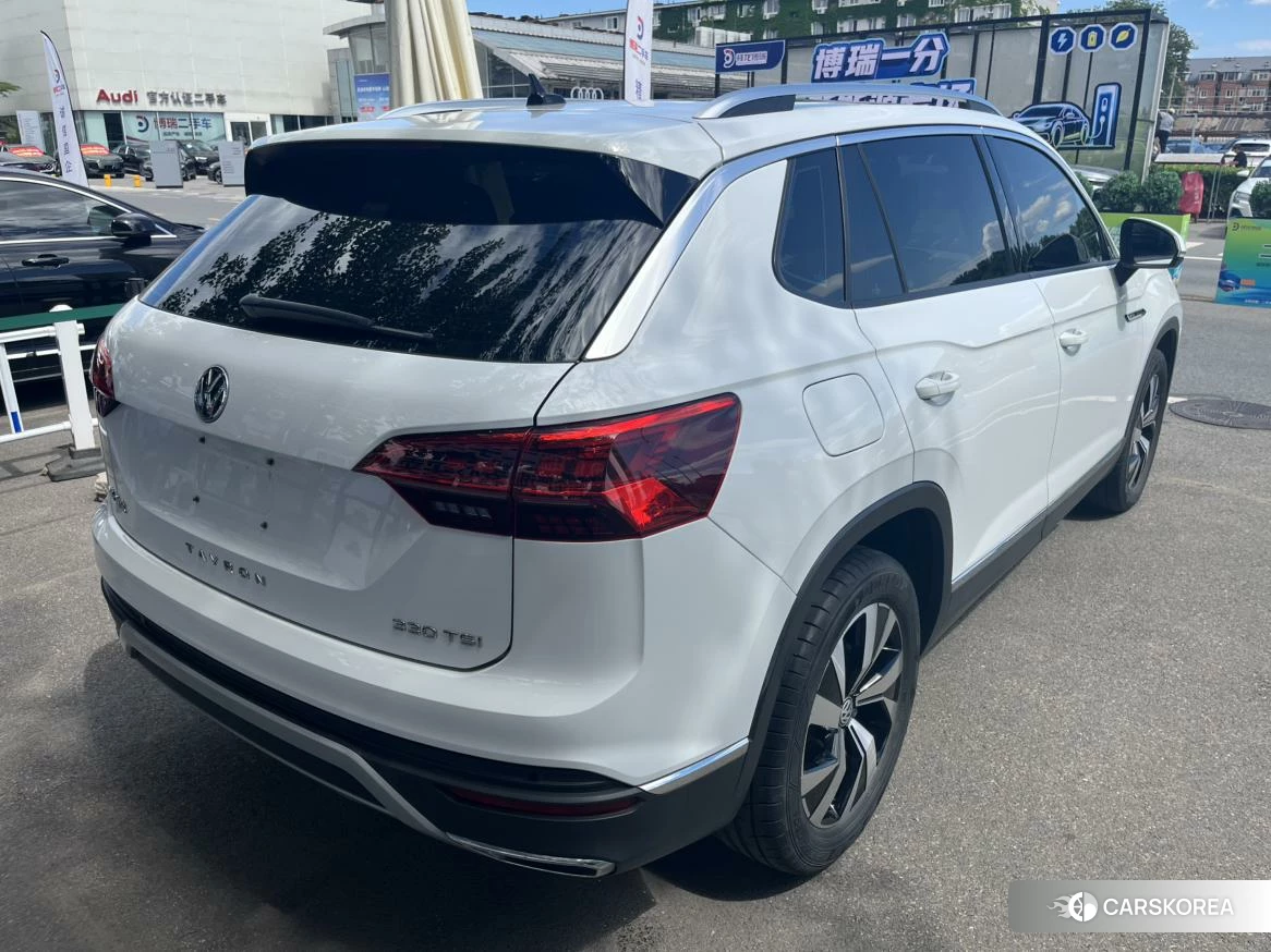 Volkswagen Tanyue 2021 Белый из Китая