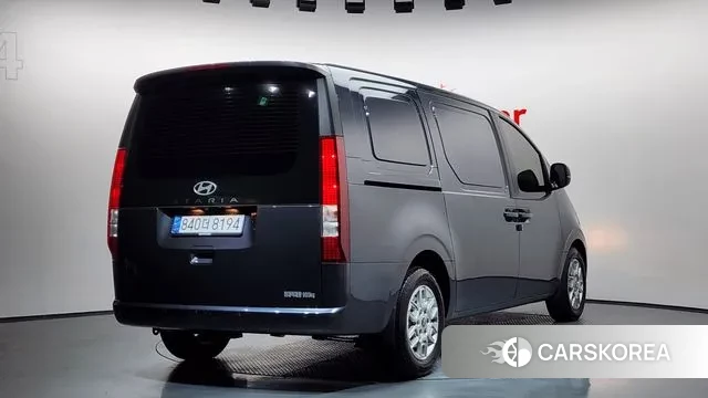 Hyundai Staria 2024 Серый из Кореи