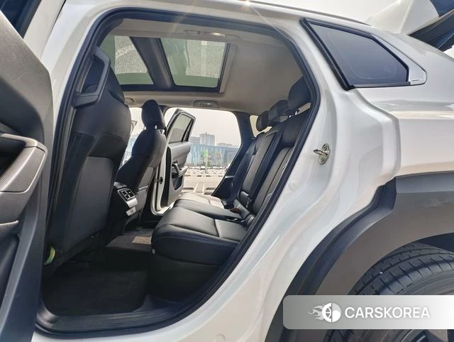 Mazda CX-50 line also 2023 Белый из Китая