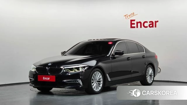 BMW 5 Series (G30) 2019 Черный из Кореи
