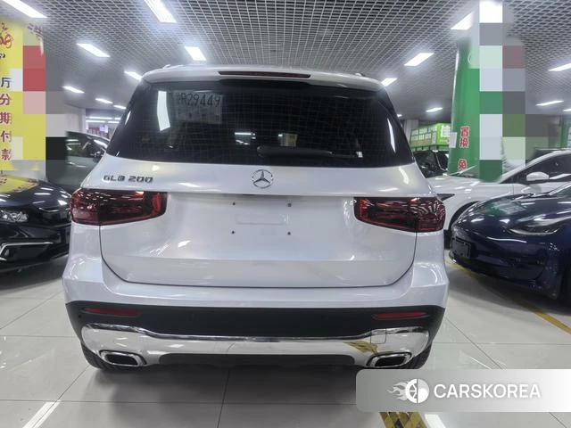 Mercedes-Benz GLB 2024 Белый из Китая