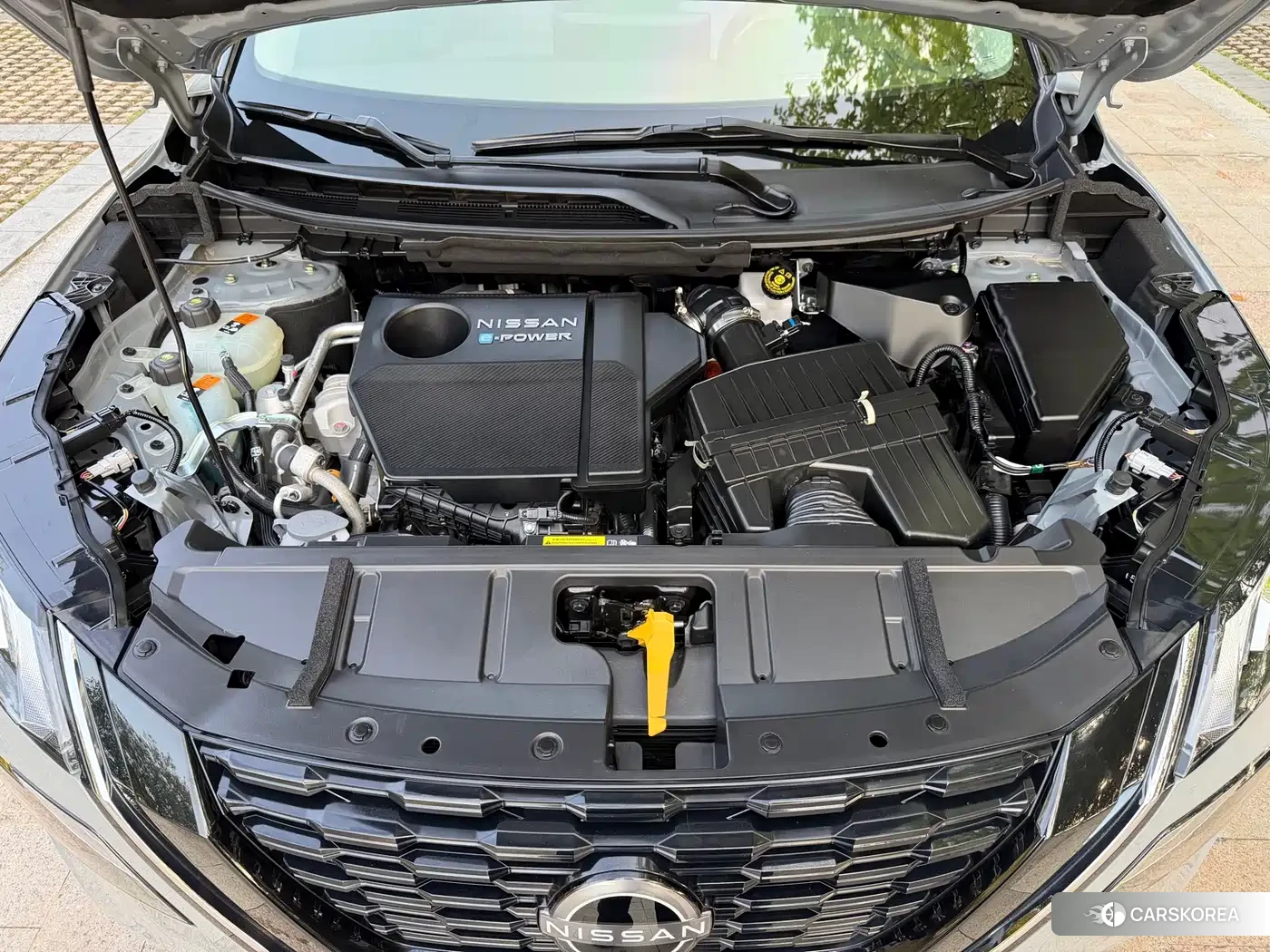 Nissan Qijun 2023 Silver/gray из Китая