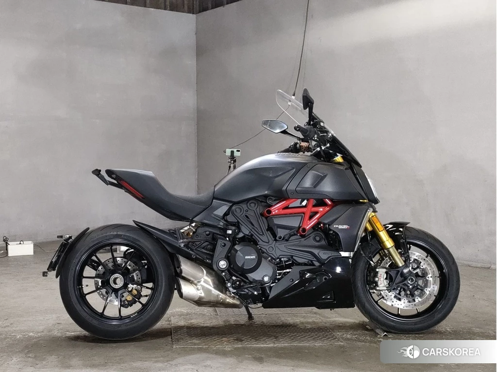 Проданный Ducati DIAVEL 1260 S 2019 из Японии