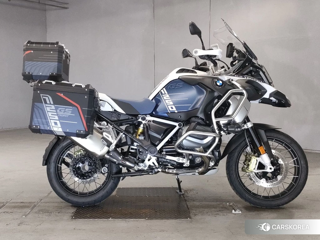 Проданный BMW R1250GS ADVENTURE 2023 из Японии