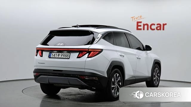 Hyundai Tucson Hybrid (NX4) 2021 Белый из Кореи