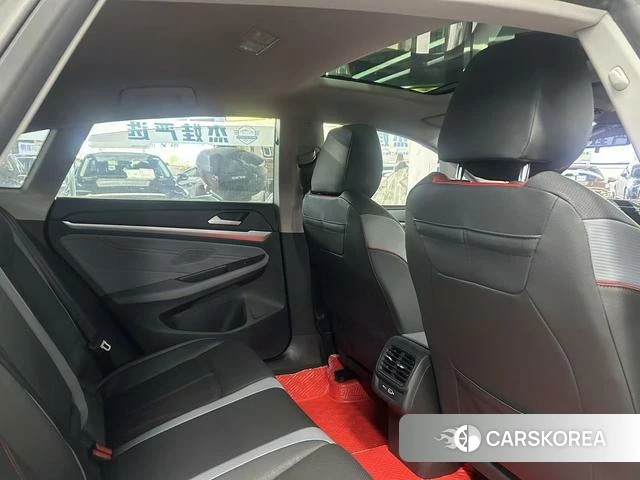 Volkswagen Lingdu 2022 Белый из Китая