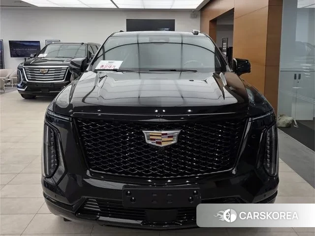 Cadillac Escalade 5th Generation 2025 Черный из Кореи