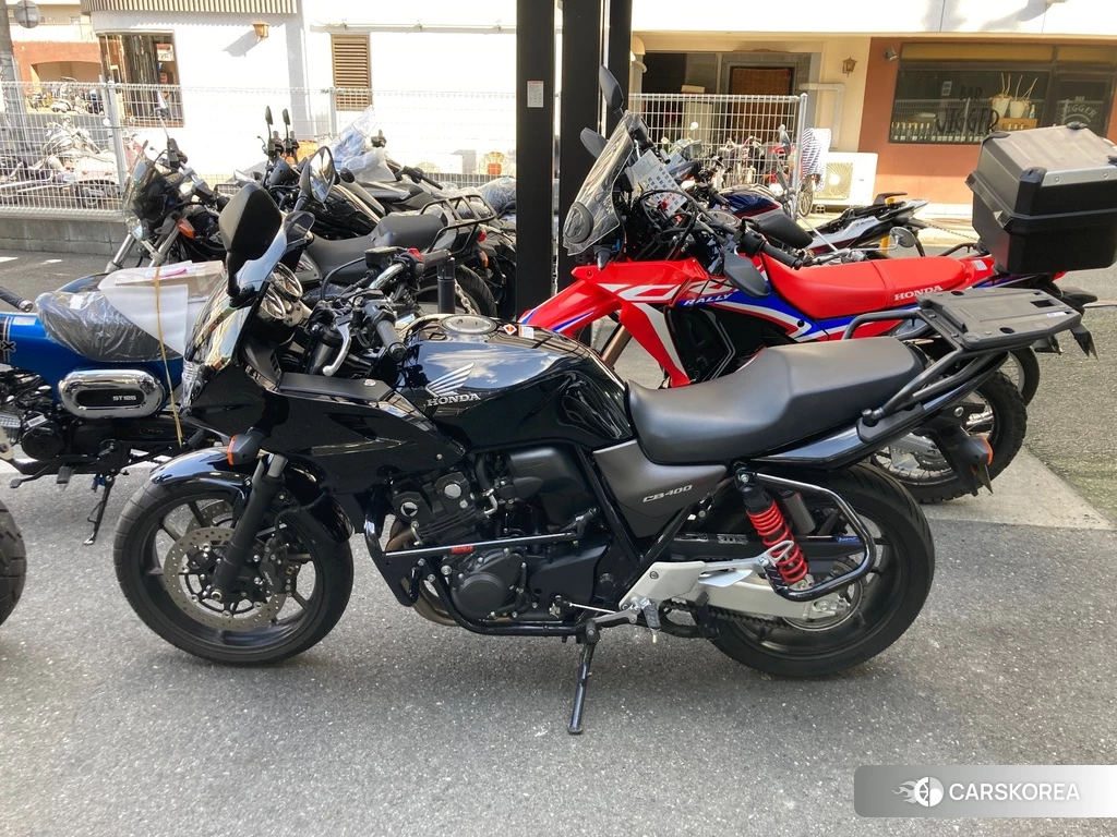 Проданный Honda CB400SF BOLDOR ABS 2021 из Японии, фото 2