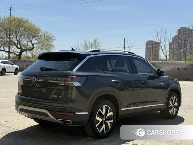 Volkswagen Tanyue 2022 Темно-серый из Китая