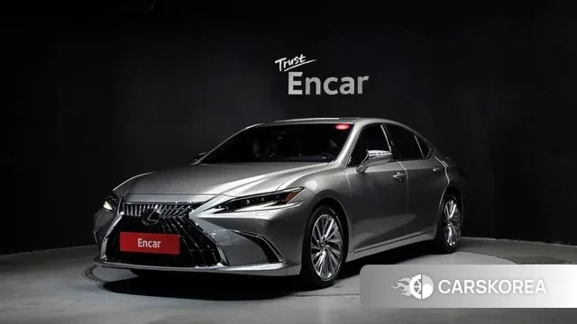 Lexus ES300h 7th generation 2023 Серебристо-серый из Кореи