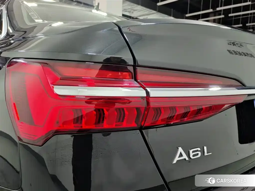Audi A6L 2024 Черный из Китая