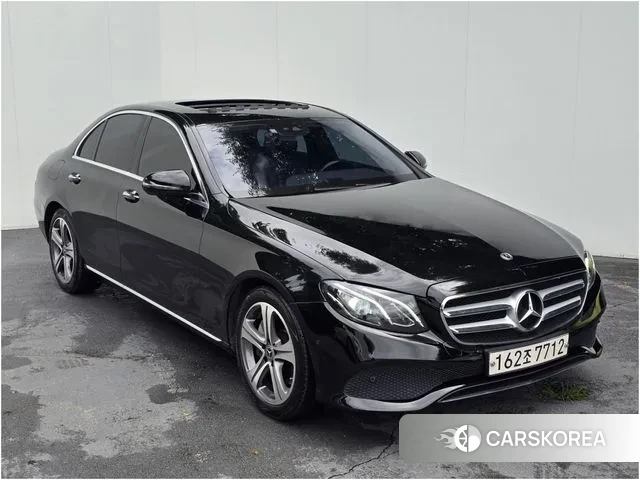 Mercedes-Benz E-Class W213 2019 Черный из Кореи