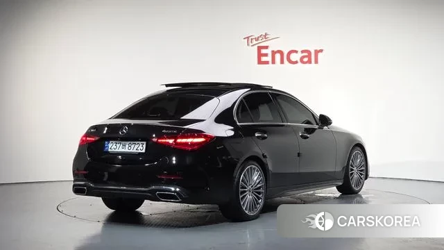 Mercedes-Benz C-Class W206 2023 Черный из Кореи