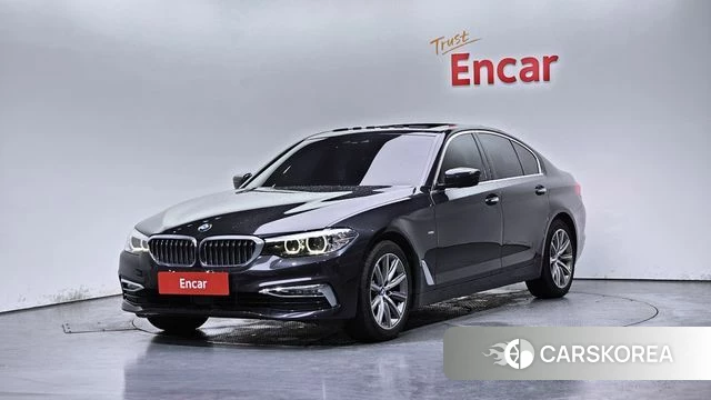 BMW 5 Series (G30) 2018 Серый из Кореи