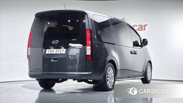 Hyundai Staria 2021 Серый из Кореи