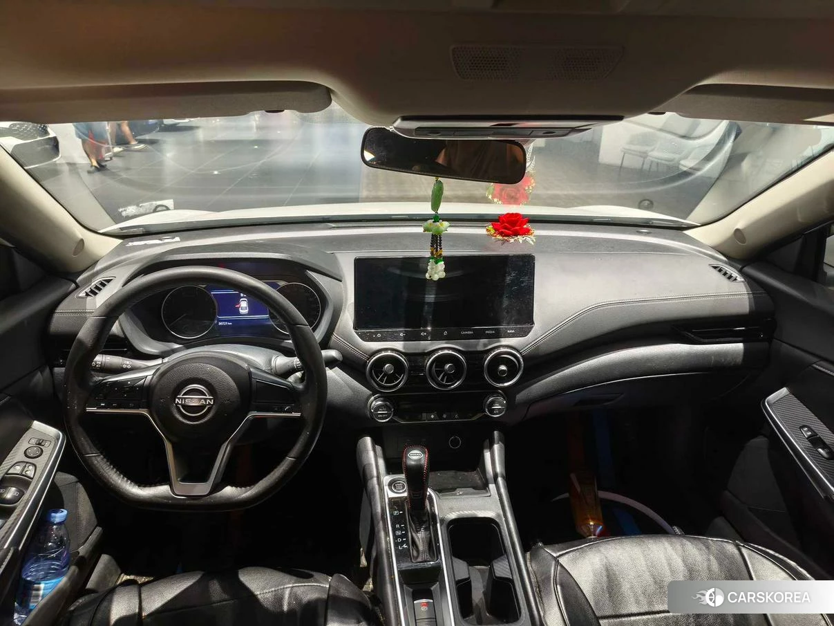 Nissan Xuan Yi 2023 Белый из Китая