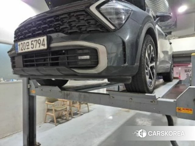 Kia Sportage 5th Generation Hybrid 2023 Серый из Кореи